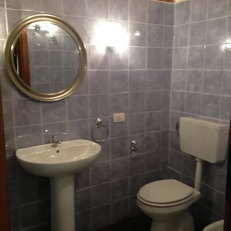 Milu - Milu Holidays アパート ラ・マッダレーナ