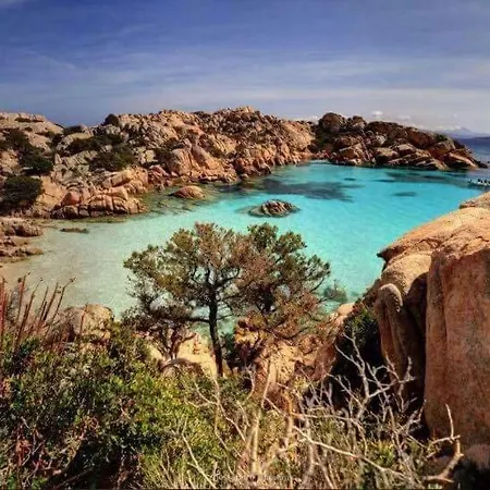 Milu - Milu Holidays * La Maddalena (Sassari)