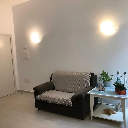 Milu - Milu Holidays Apartment *