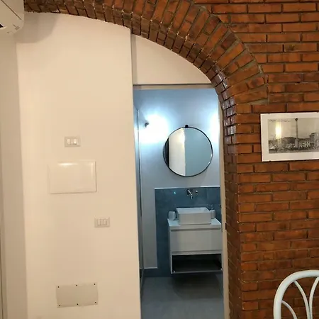 Milu - Milu Holidays * ラ・マッダレーナ